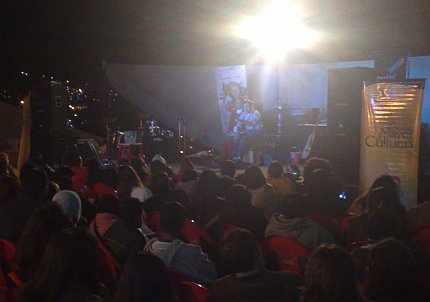 Escena de la compañía de teatro Carmen y Consuelo
