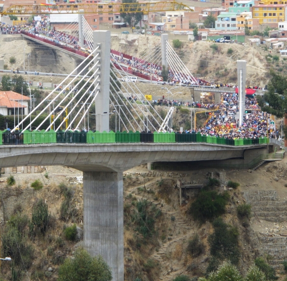 Inauguración de los Puentes Trillizos de La Paz