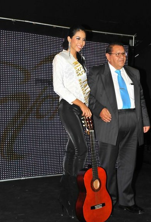 Miss Bolivia 2012 Miss Talento