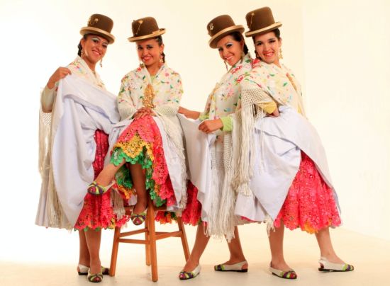 danza-cholitas